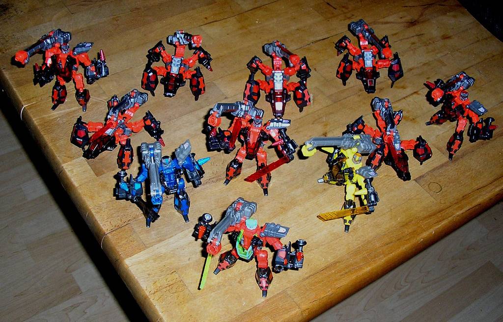 transformers fall of cybertron toyline