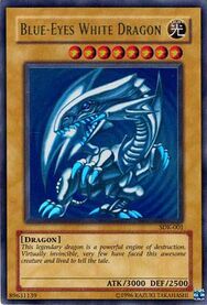 Dragão branco de olhos azuis