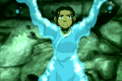 Katara stuurt water in de catacombe