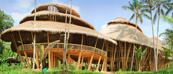 Architect John Hardy's Green School in Bali Indonesia