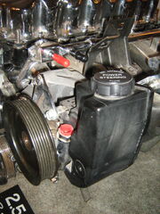 Jeep 2.5 liter 4-cylinder engine chromed h