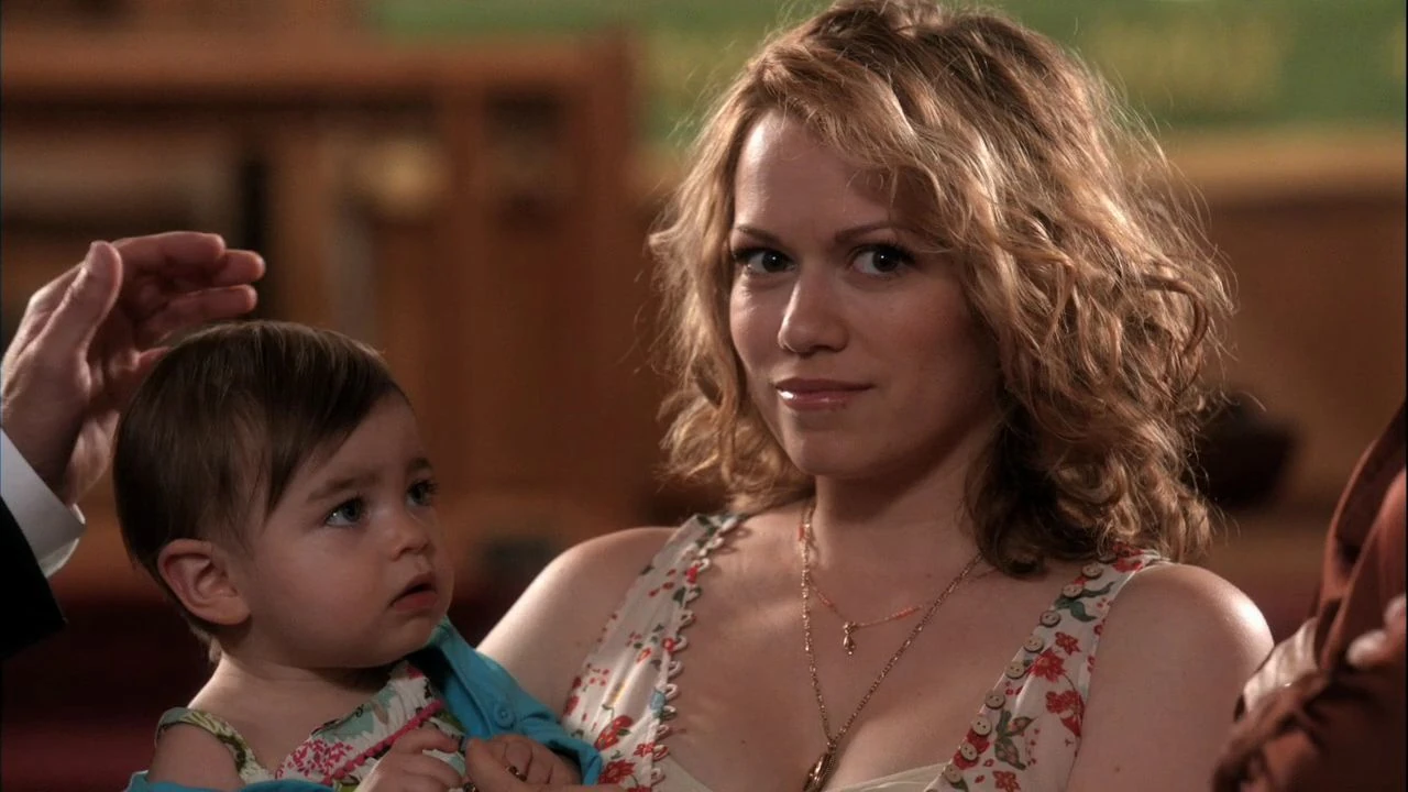 One Tree Hill Haley Pregnant With Lydia