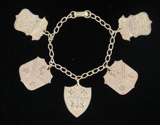 Shield bracelet
