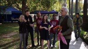 1x22-Britta Jeff Annie Abed Troy Pierce apology