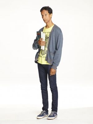 Community s2 danny pudi 007 595