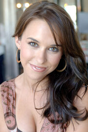 Lacey Chabert