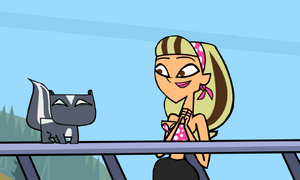 KatelynMeetSkunk