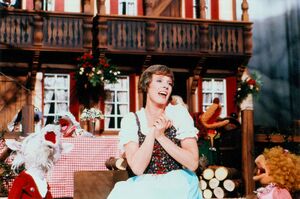 Julie Andrews02