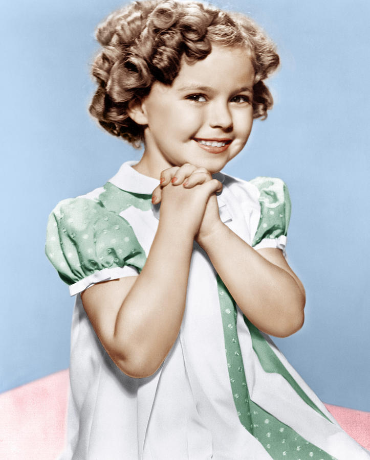 http://www.cnn.com/2014/02/11/showbiz/hollywood-shirley-temple-death/