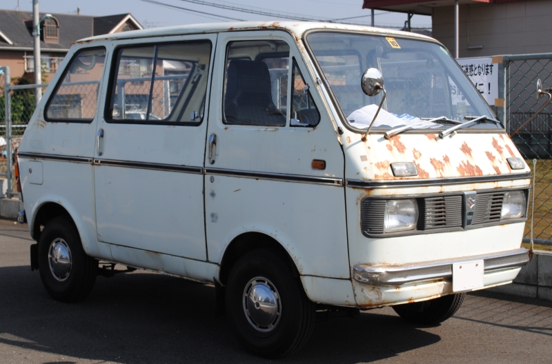 Suzuki Carry - Tractor & Construction Plant Wiki - The classic vehicle ...